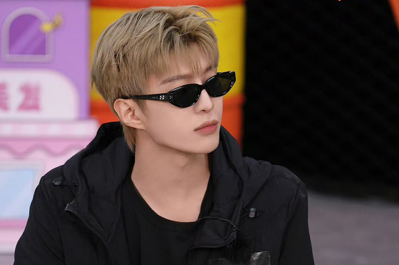 综艺《宇宙闪烁请注意》范丞丞神总结节目调性